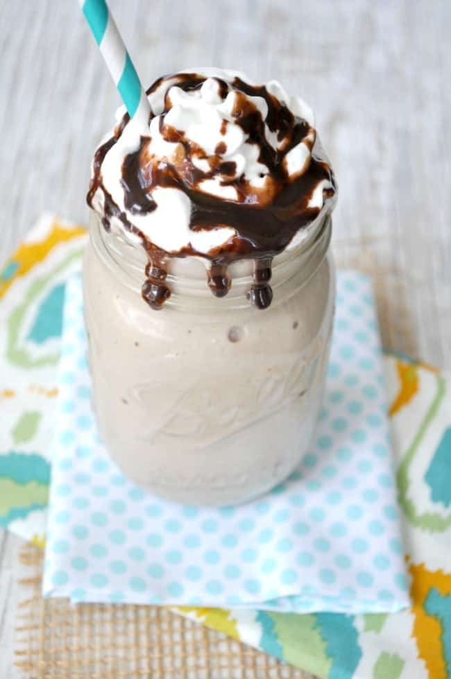 Cookies and Cream Protein Shake 7