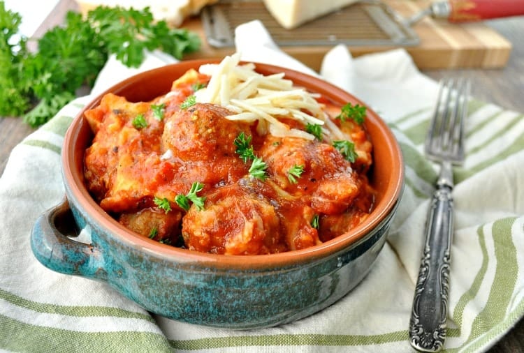 A close up of Meatball Ravioli Casserole in a round bowl
