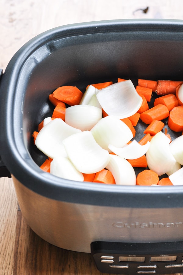 Carrots and onions in slow cooker