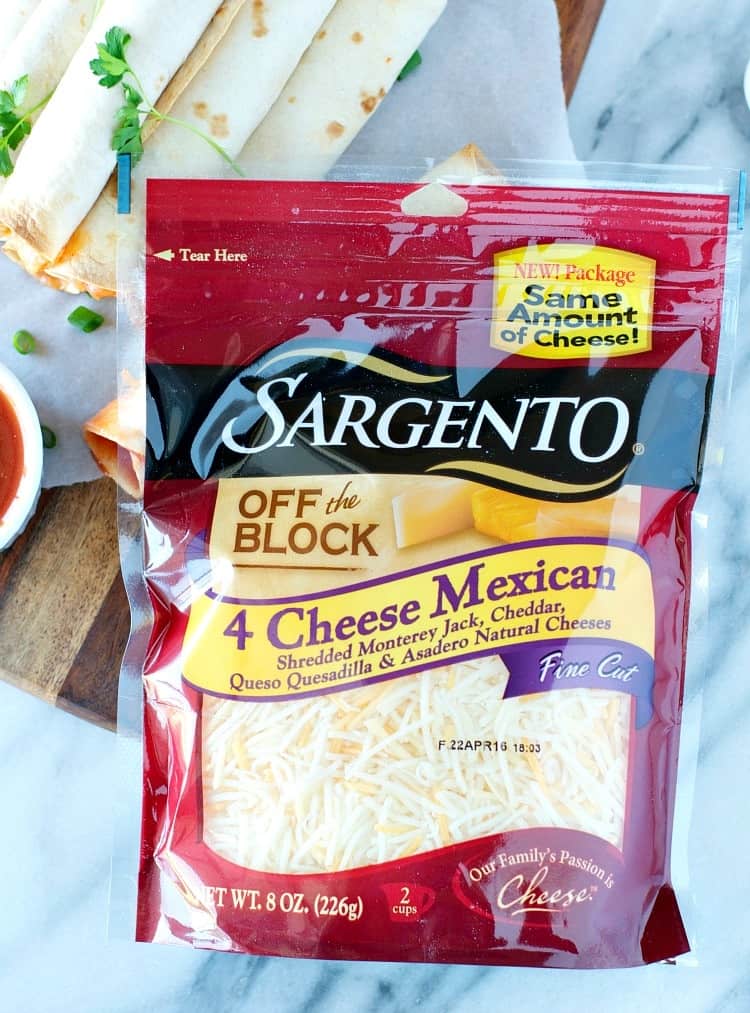 A product shot of sargento shredded cheese