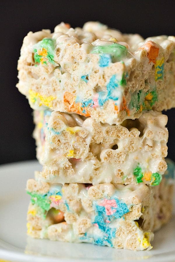 This is the ultimate list of more than 10 Incredible Rice Krispies Treats Recipes for the kid in all of us! These no-bake desserts are a MUST at all of your summer parties, cookouts, and picnics! 