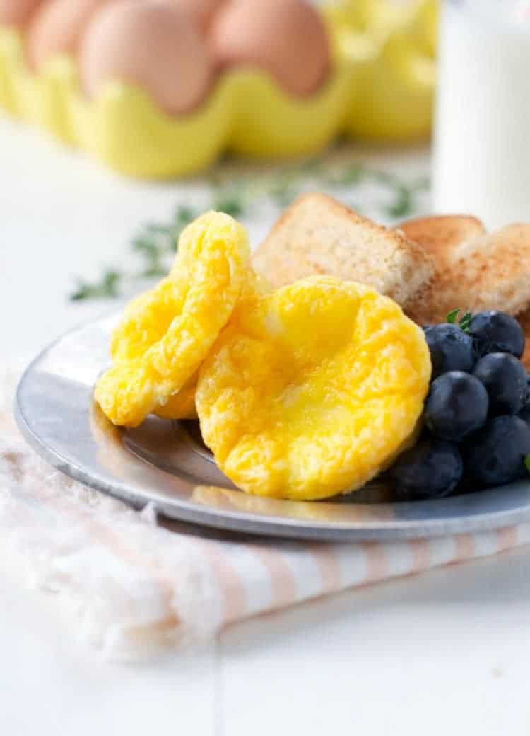 These 3-Ingredient Egg and Cheese Mini Muffins are a great make-ahead, healthy toddler breakfast or snack. Keep a stash in your refrigerator or freezer and reheat as necessary -- they're like portable, mess-free scrambled egg cups! 