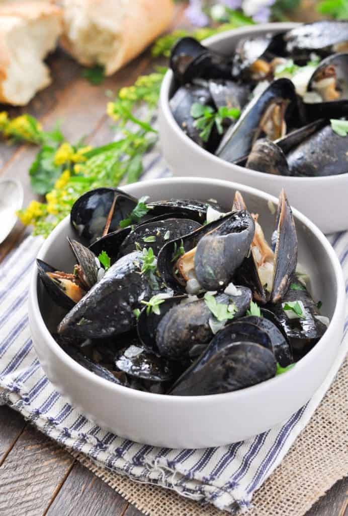 Steamed Mussels in Garlic and Herb Wine Sauce The Seasoned Mom