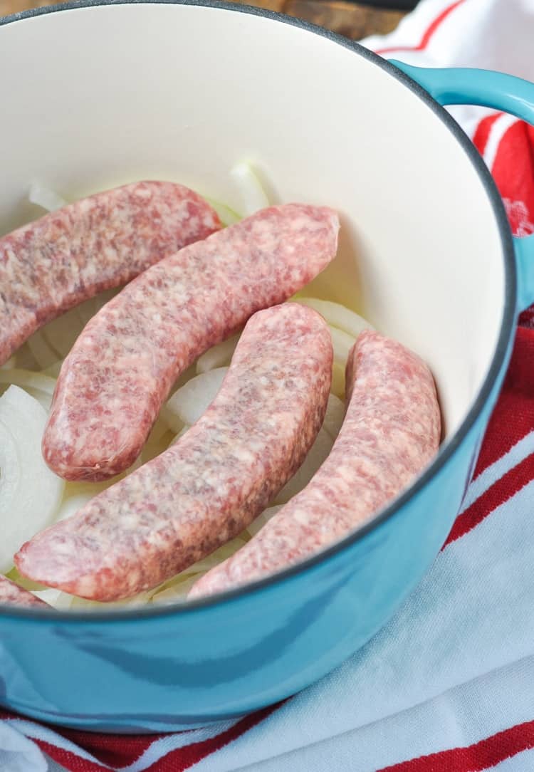 3Ingredient Grilled Beer Brats + a Video! The Seasoned Mom