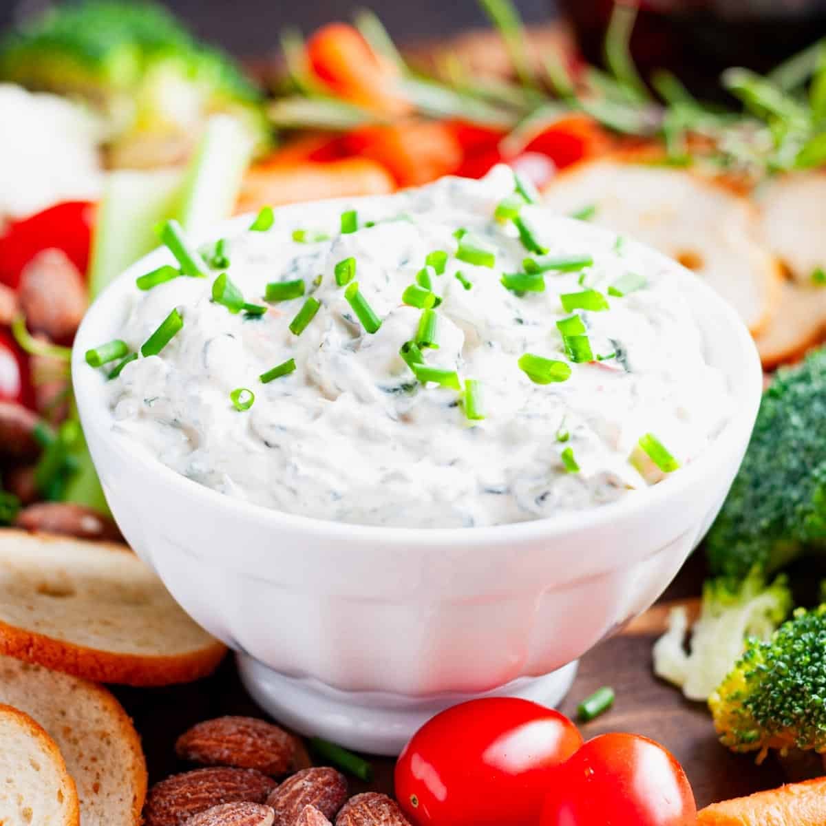 4-Ingredient Spinach Dip