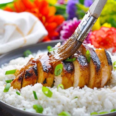 This teriyaki grilled chicken marinade is an easy and healthy dinner!