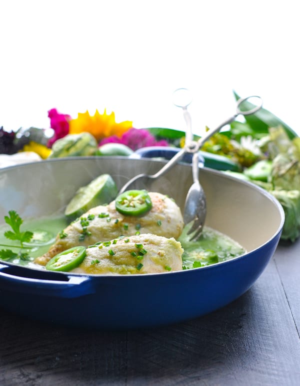 Use tomatillos to prepare a healthy dinner with just 5 ingredients and chicken breasts!