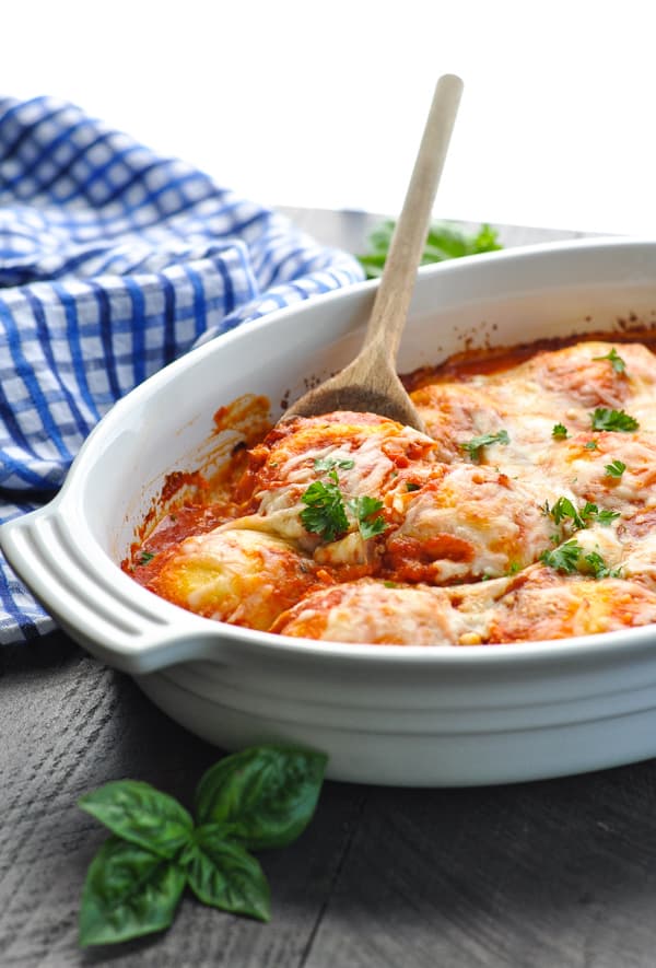 An easy ravioli casserole with just 5 ingredients for dinner