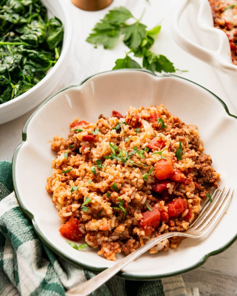 Ground Beef and Rice Casserole {Easy Dump-and-Bake Dinner} – The ...