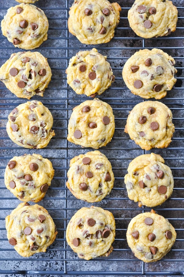 Chocolate Chip Pudding Cookies The Seasoned Mom