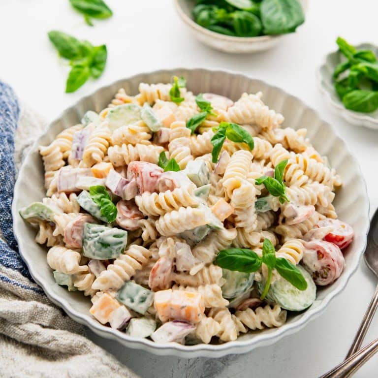 Creamy Italian Pasta Salad {Easy Make-Ahead Side} – The Seasoned Mom