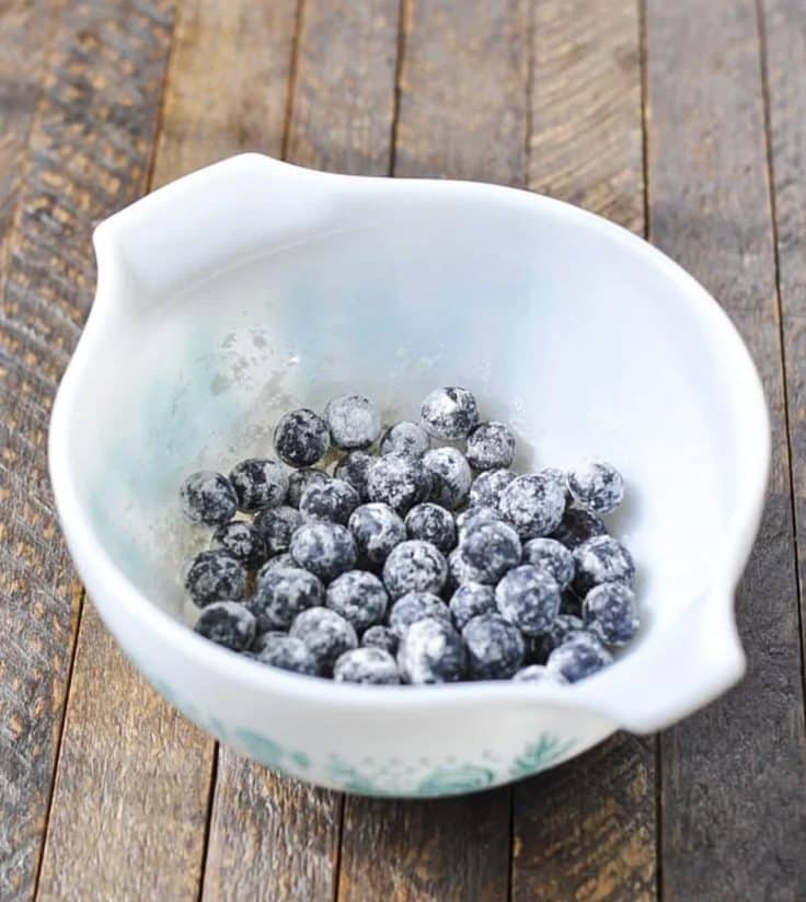 Blueberries tossed with flour.