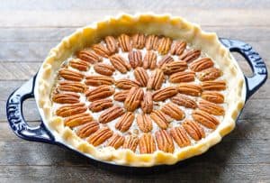 How to arrange pecans on top of pie