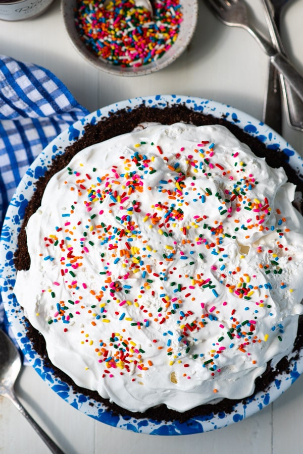 Close overhead shot of an ice cream pie recipe with cool whip