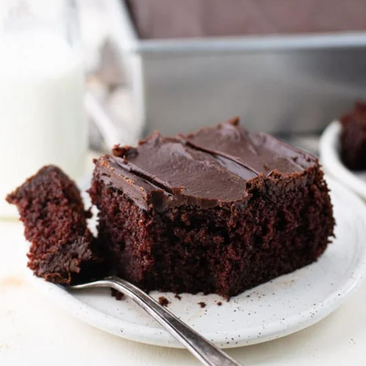 Easy chocolate cake recipe  BBC Food