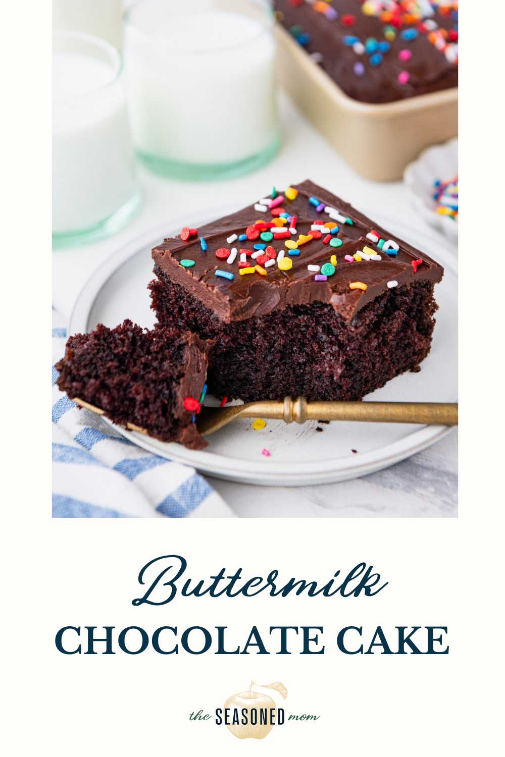 Buttermilk Chocolate Cake {One Bowl, 30-Minute Prep} – The Seasoned Mom