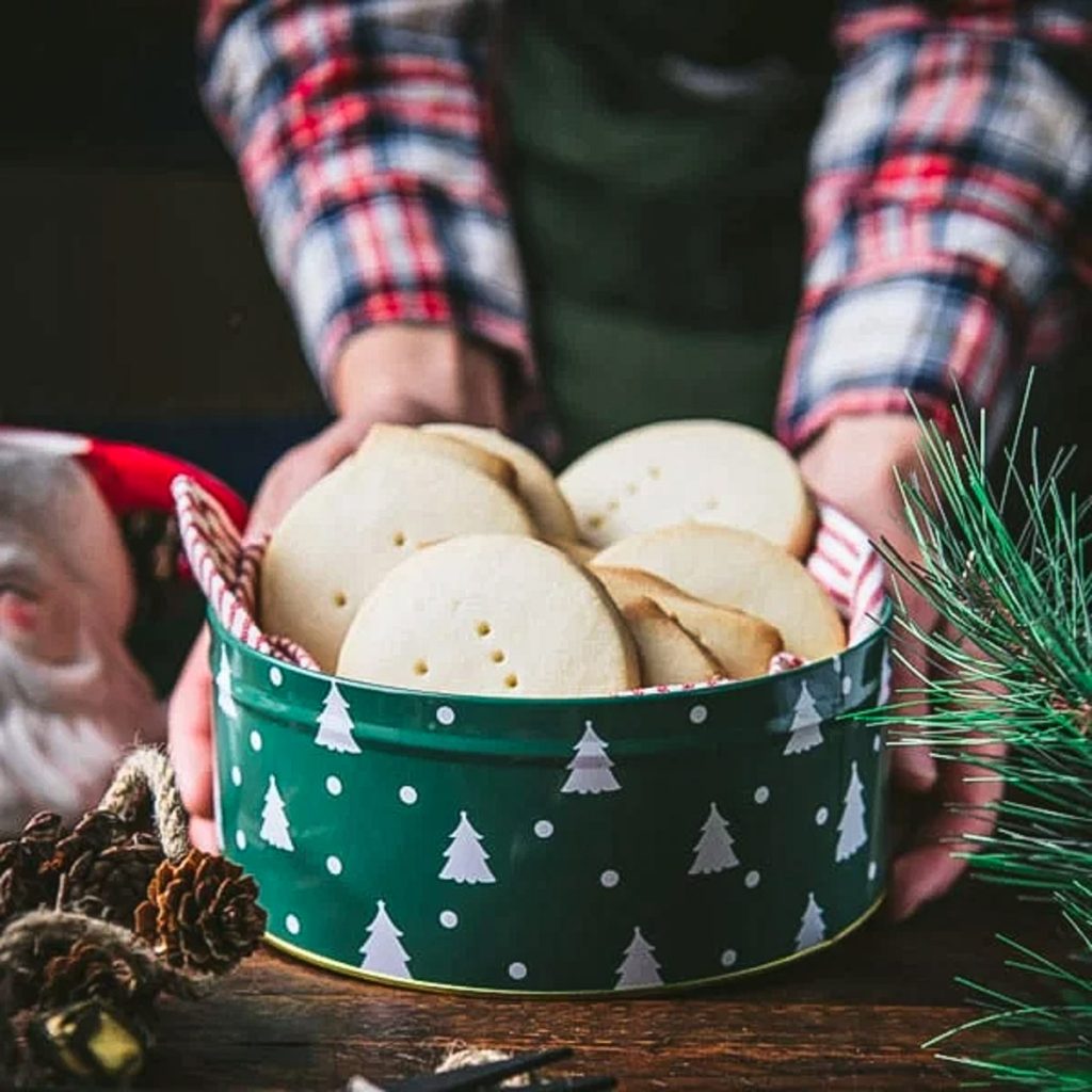 3Ingredient Scottish Shortbread Cookies The Seasoned Mom