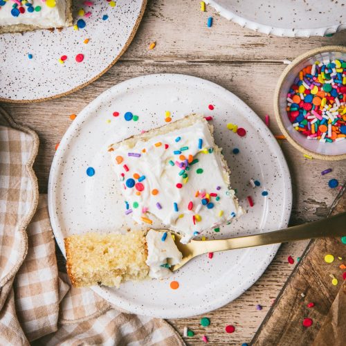 OneBowl Vanilla Buttermilk Cake The Seasoned Mom