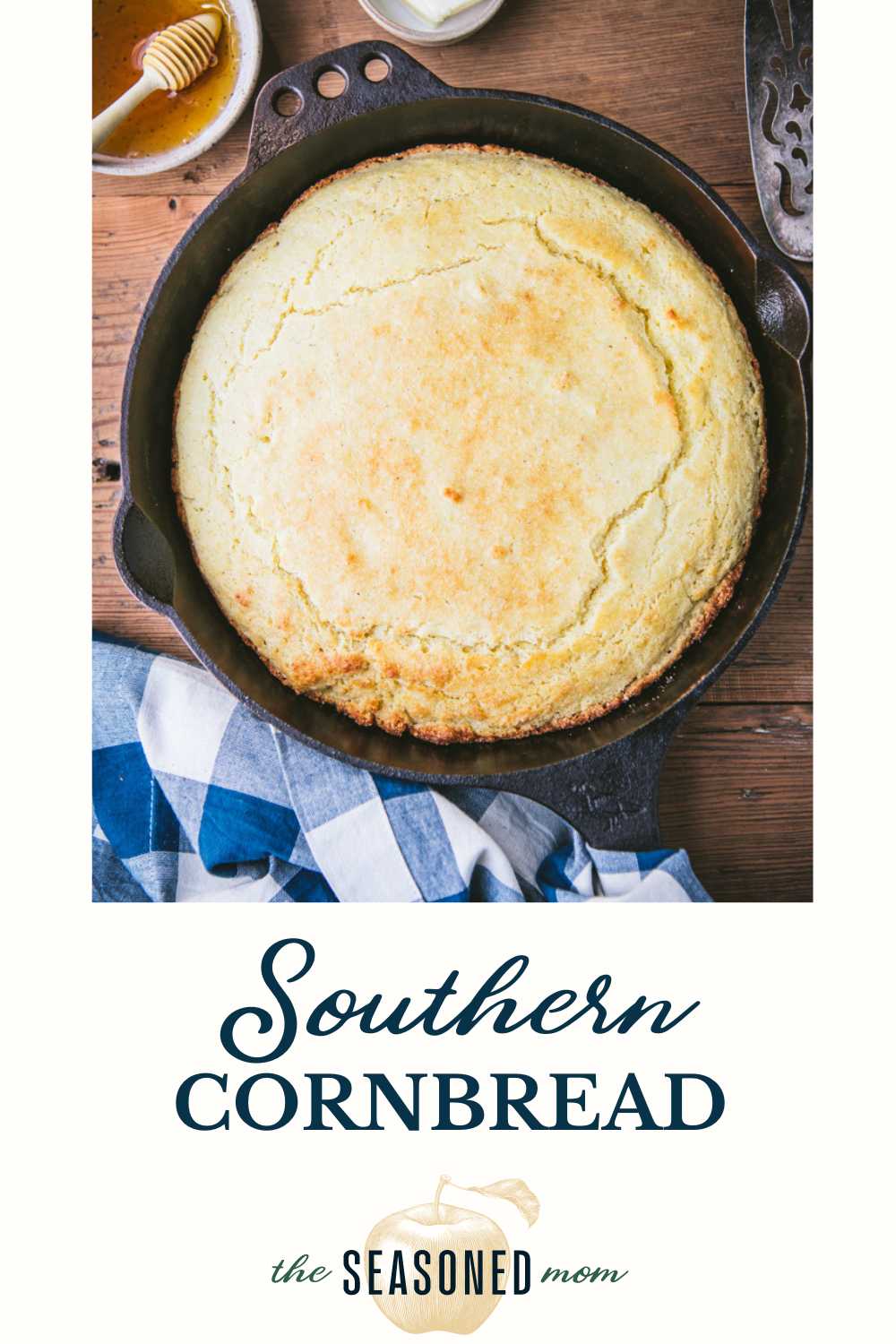Southern Cornbread Recipe - The Seasoned Mom