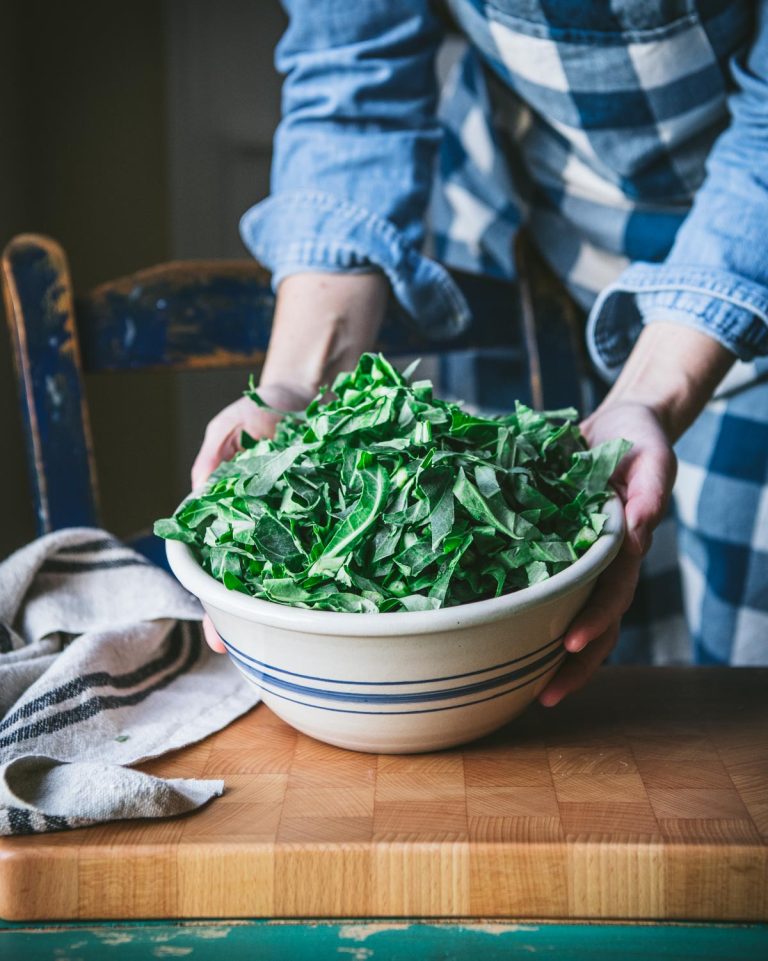 Sweet and Spicy Collard Greens with Bacon The Seasoned Mom
