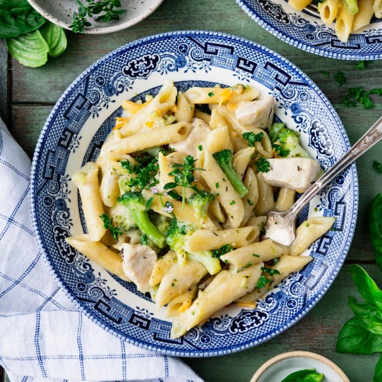 DumpandBake Chicken & Broccoli Casserole The Seasoned Mom