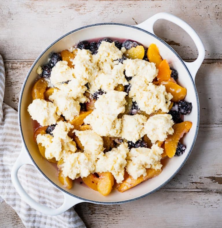 Peach Blackberry Cobbler The Seasoned Mom