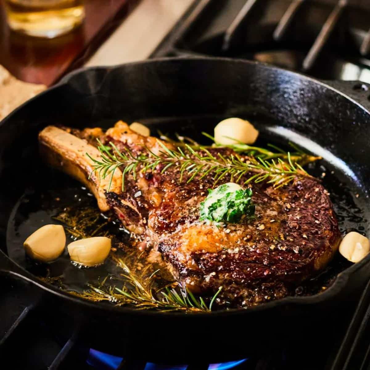 https://www.theseasonedmom.com/wp-content/uploads/2023/10/Best-Pans-for-Cooking-Steak-Square.jpg