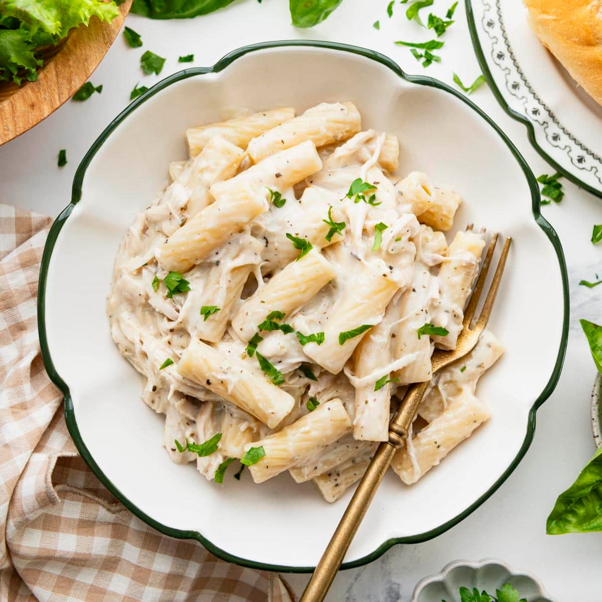Crockpot Chicken Alfredo