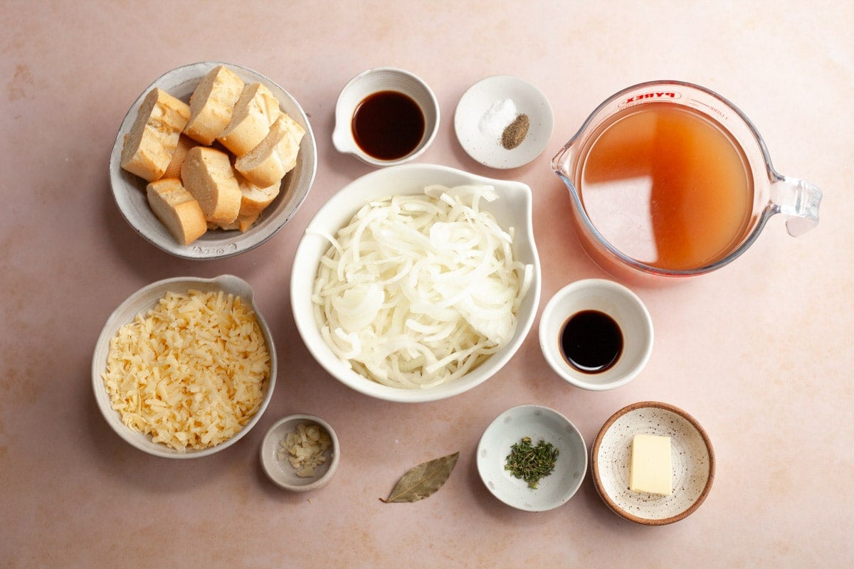 Ingredients for an easy French onion soup recipe.