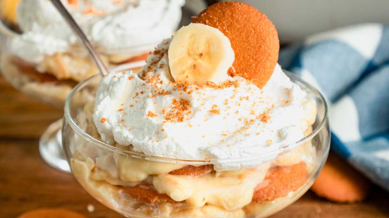 Easy Banana Pudding {No-Bake Dessert + 15-Minute Prep}