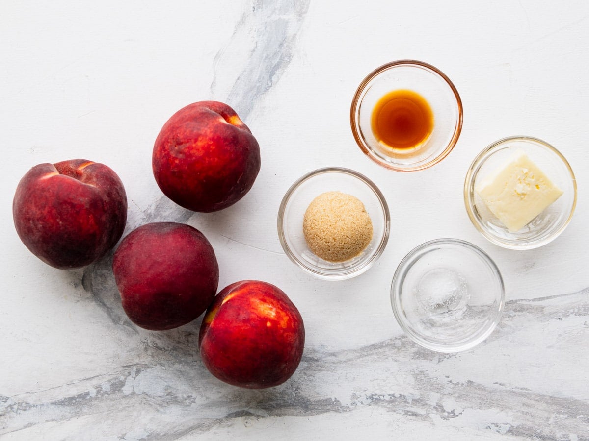 Ingredients for a grilled peaches recipe.